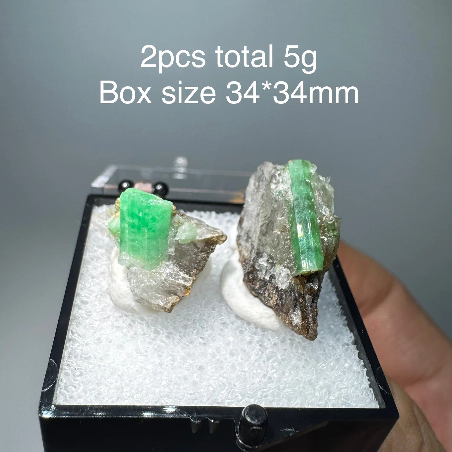 Natural Emerald &amp; Healing Quartz