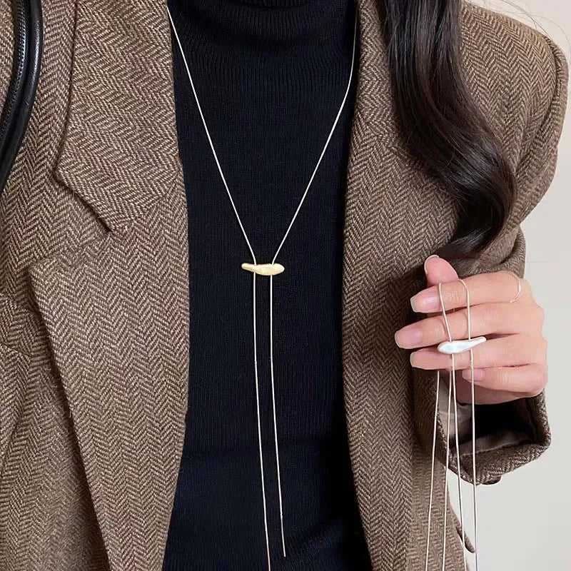 Simple Elegant Retro Style Women's Necklace