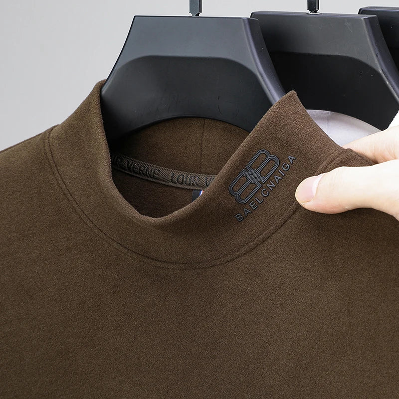 Men's High-Quality Velvet T-Shirt Printed with Warm Letters for Fall and Winter