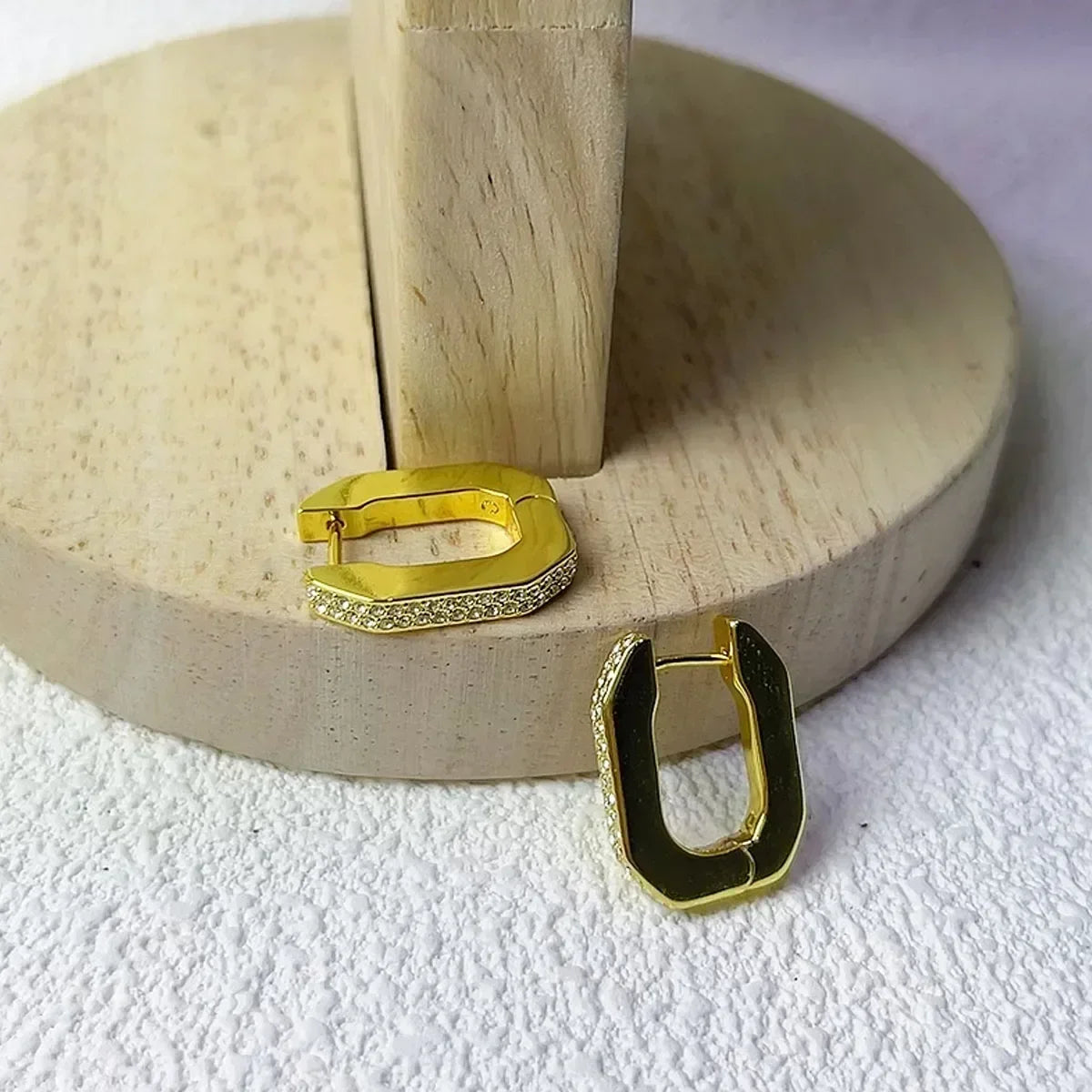 2025 Women's Jewelry Set: Gold, Silver, and Unique Gemstones