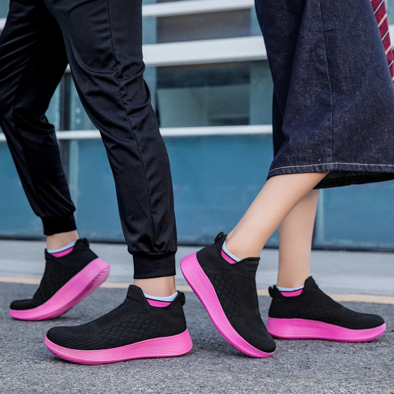 Men's and Women's Breathable Mesh Fashion Sports Shoes