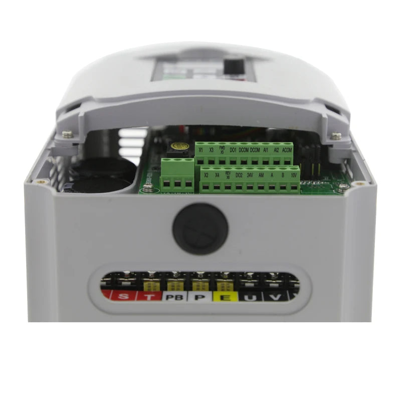 Biến tần 9600D 1.5kW 1 pha 220V sang 3 pha 220V - Daisan Mart