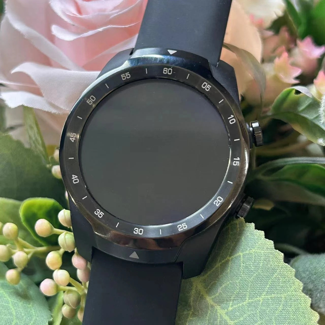 Đồng hồ thông minh Ticsmart Pro GPS cho nam - Hàng tân trang