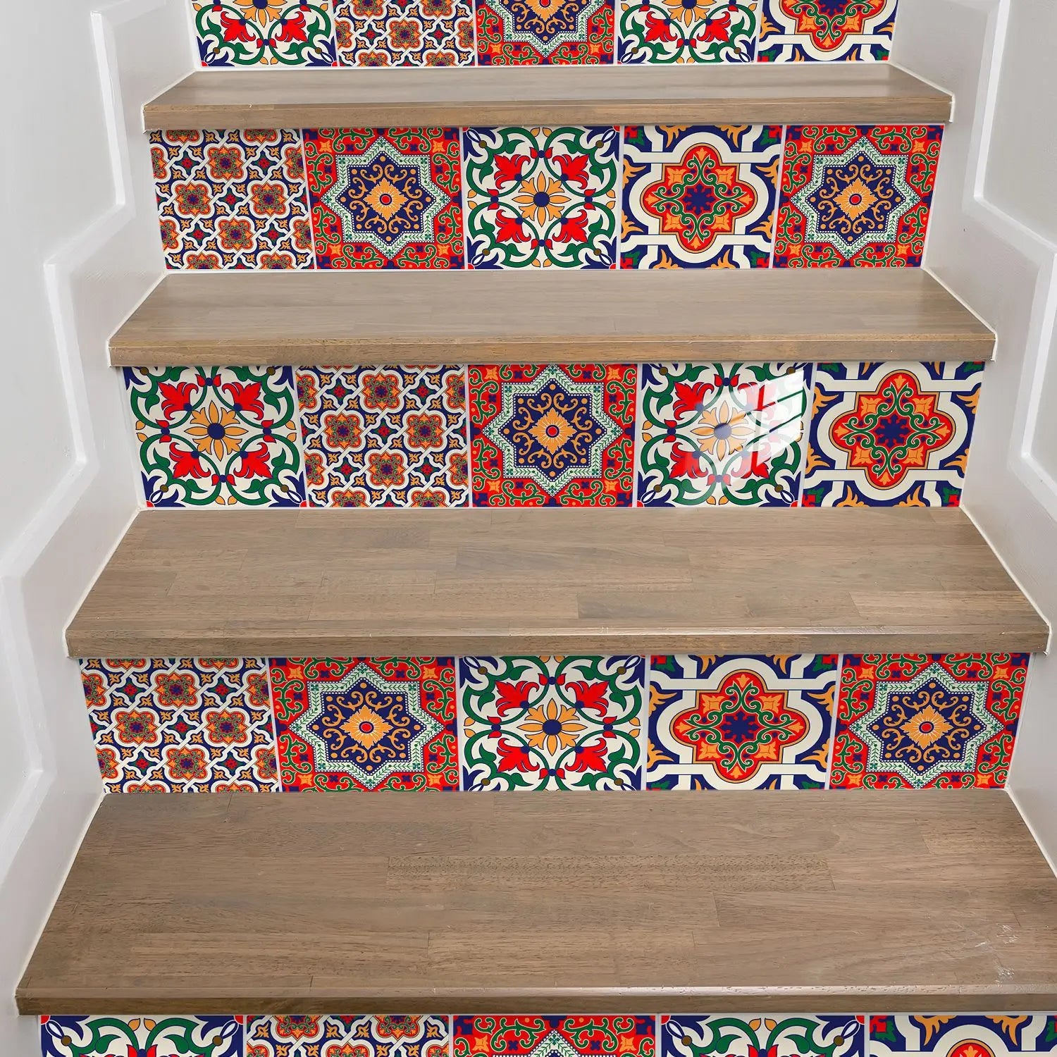 Gạch Dán Bóng Địa Trung Hải - Chống Nước & Bẩn