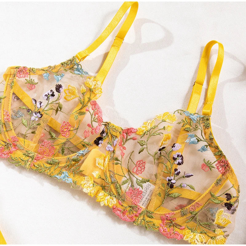 Women's Boho 2-Piece Floral Embroidery Lace Lingerie Set Fashion