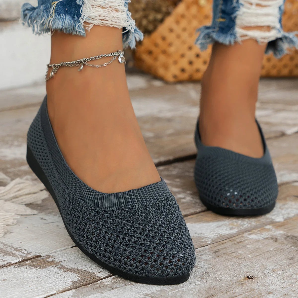 Giày Bệt Nữ Mũi Tròn Êm Ái Thời Trang Năng Động