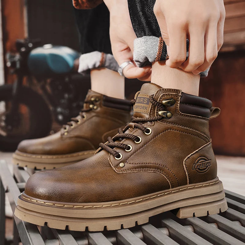 Men's High-Quality Leather Shoes with Comfortable and Fashionable Flat Soles