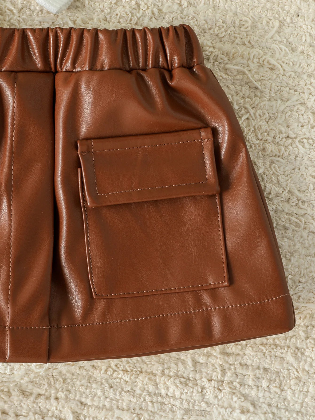 Bộ Công Chúa Bé Gái 2025: Áo Dài + Váy Da PU