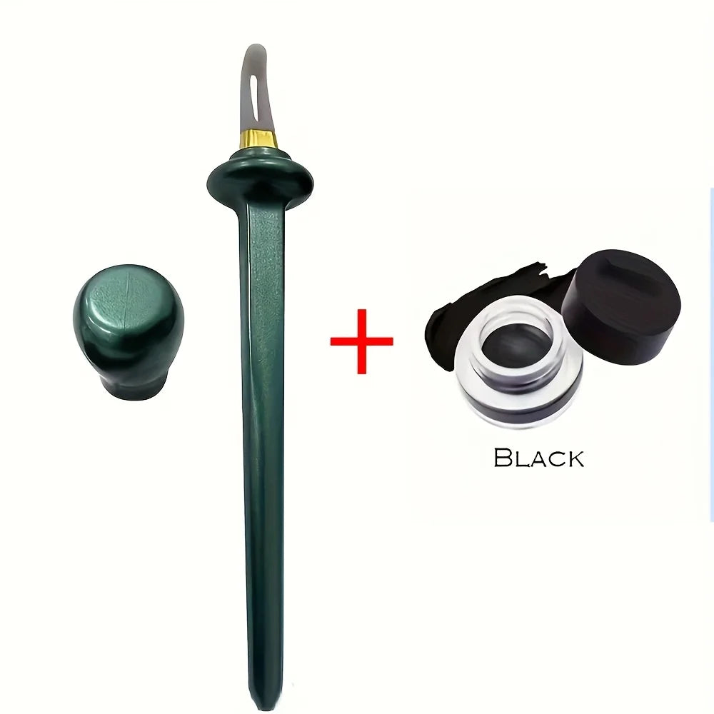 Convenient Waterproof, Smudge-Free Silicone Eyeliner Brush