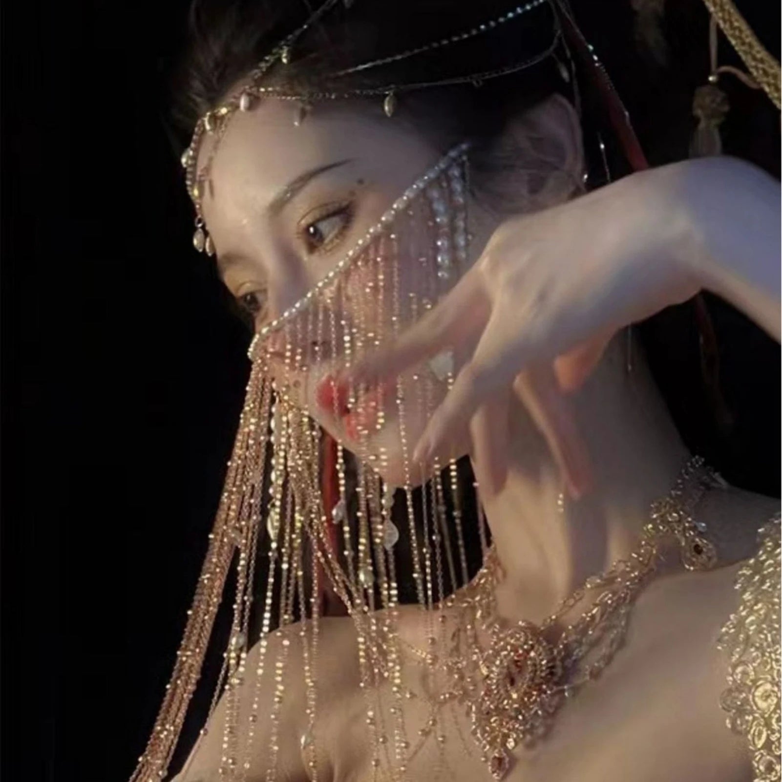 Trâm Cài Tóc Nữ Đá Đỏ Sang Trọng Hoa Rủ Quyến Rũ