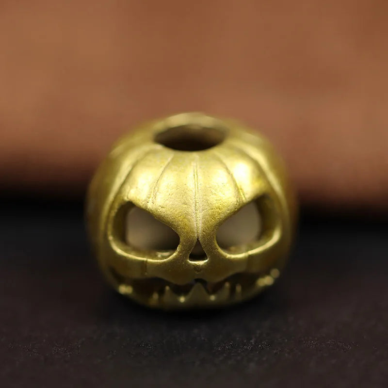 Đèn Bí Ngô Đầu Lâu Kèm Dây Dao Paracord Halloween - Daisan Mart
