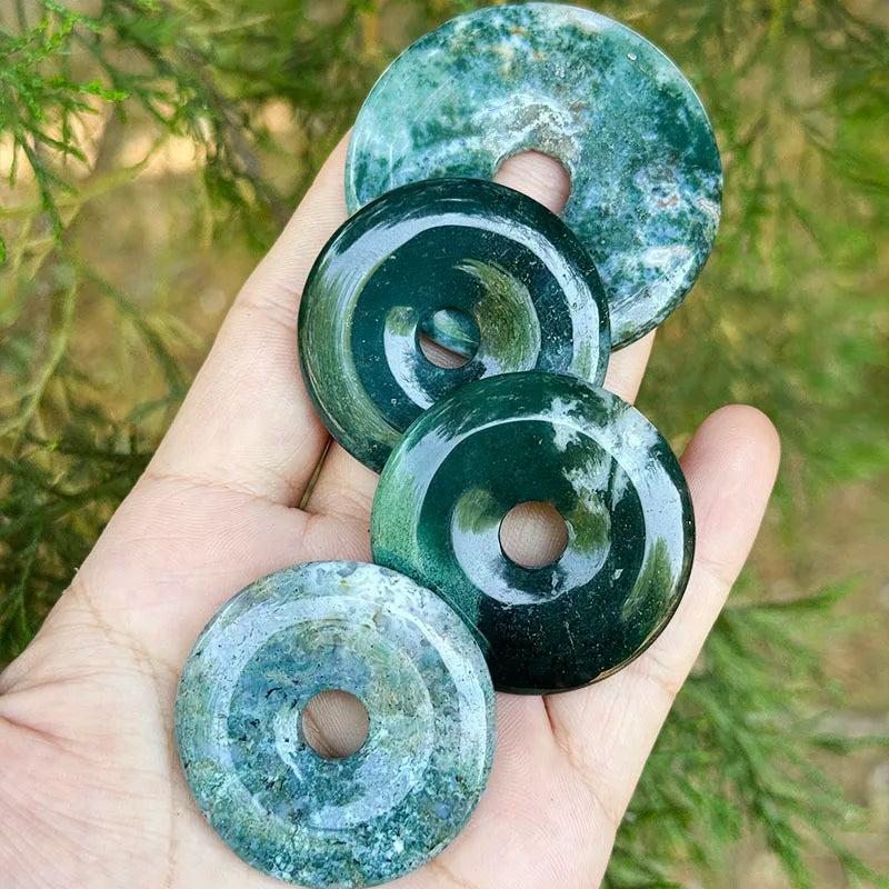 Đá Mã Não Rêu Tròn Xỏ Lỗ 30/40/50mm Làm Trang Sức