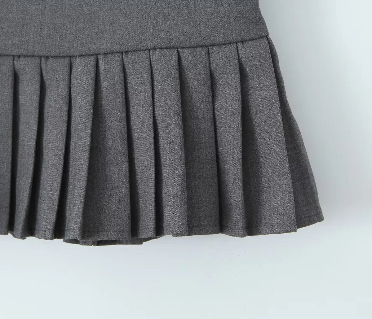 YENKYE Y2K Cool Girl Sexy Low Waist Pleated Mini Skirt Women Side Zipper Black White Gray Summer Skirts - Daisan Mart