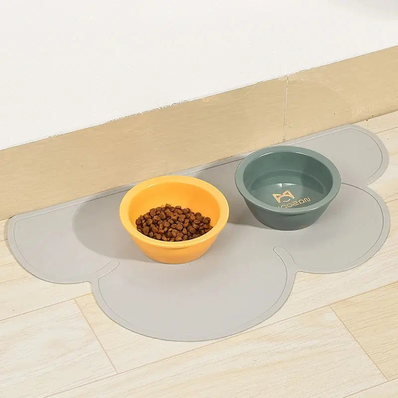Anti-Spill Anti-Slip Silicone Pet Feeding Mat