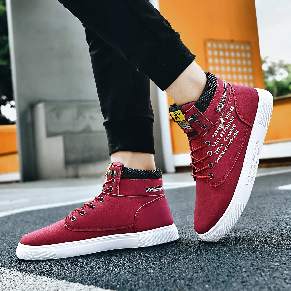Men's Breathable High-Top Surfing Sneakers