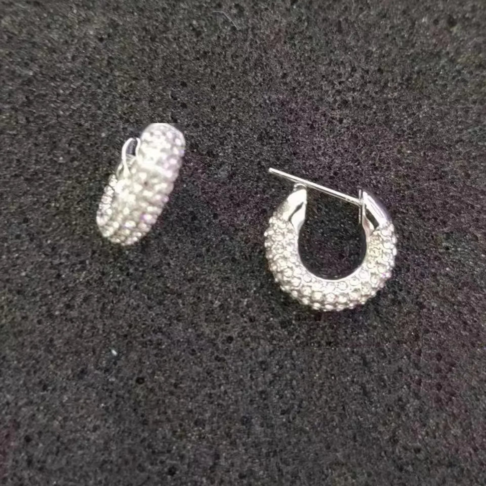 2025 Women's Jewelry Set: Gold, Silver, and Unique Gemstones