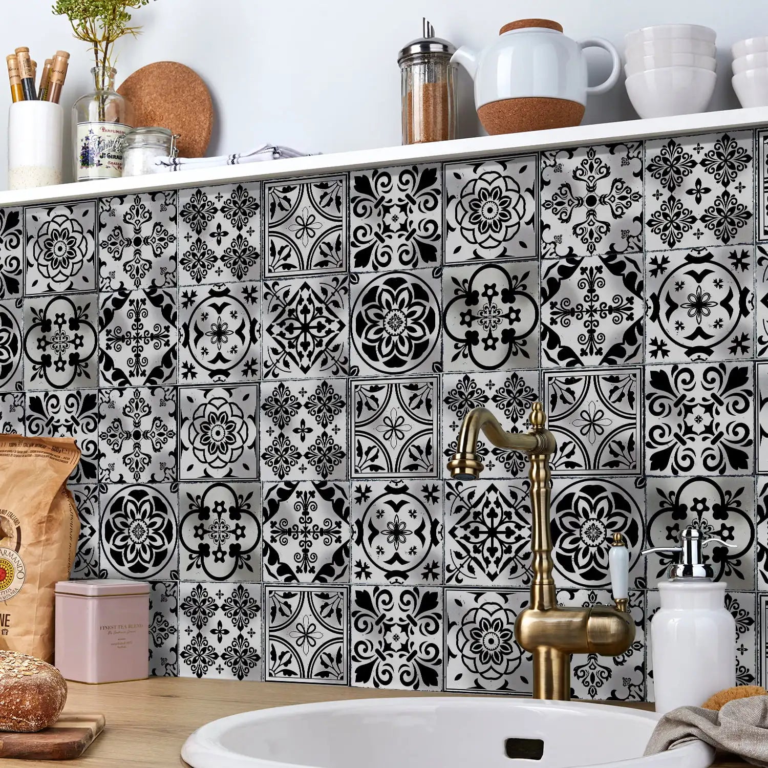 24Pcs European retro style Art Tile Wall Stickers With Self Adhesive Removable Bathroom Kitchen Waterproof Pvc Decal Wallpaper