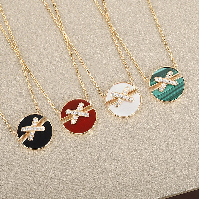 Elegant Natural Stone Rose Necklace