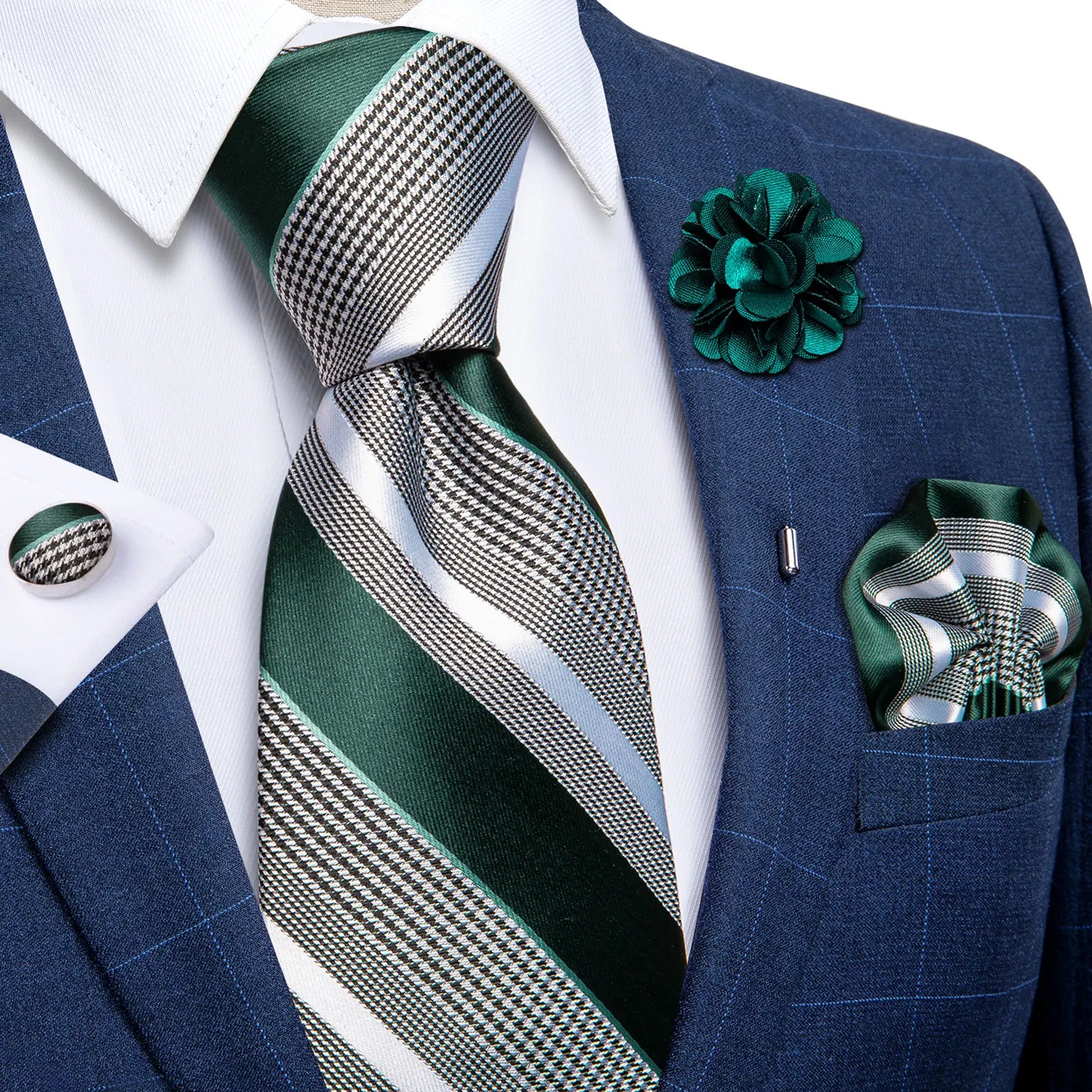 8公分領帶套裝（含領帶夾、口袋巾、袖扣）