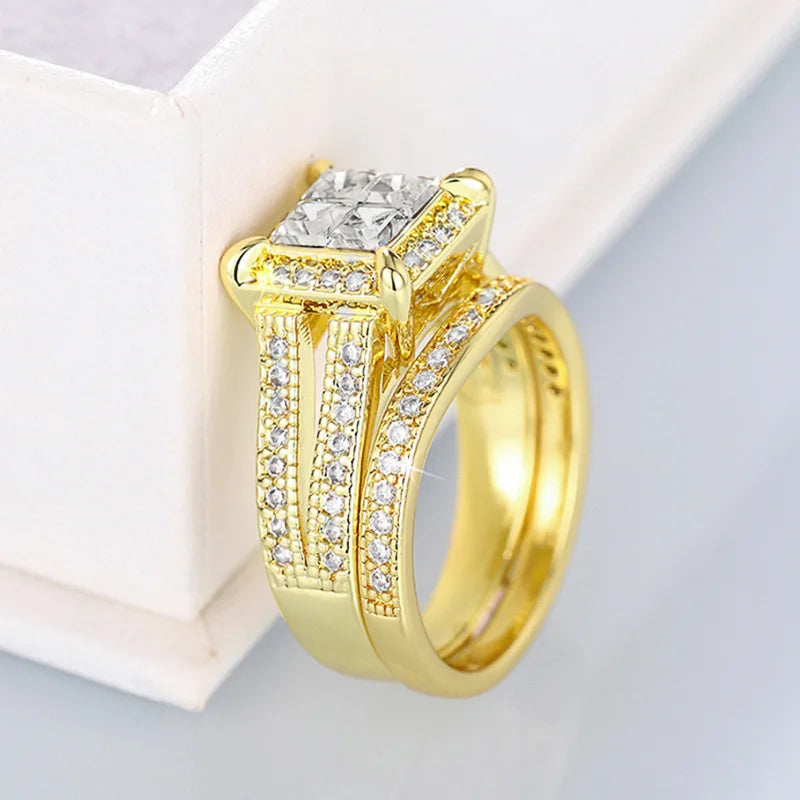High-end Square Gold Ring with Stones, European and American Style