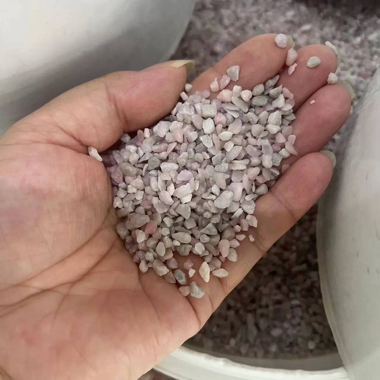 Natural Rose Quartz Stone - Decoration &amp; Healing