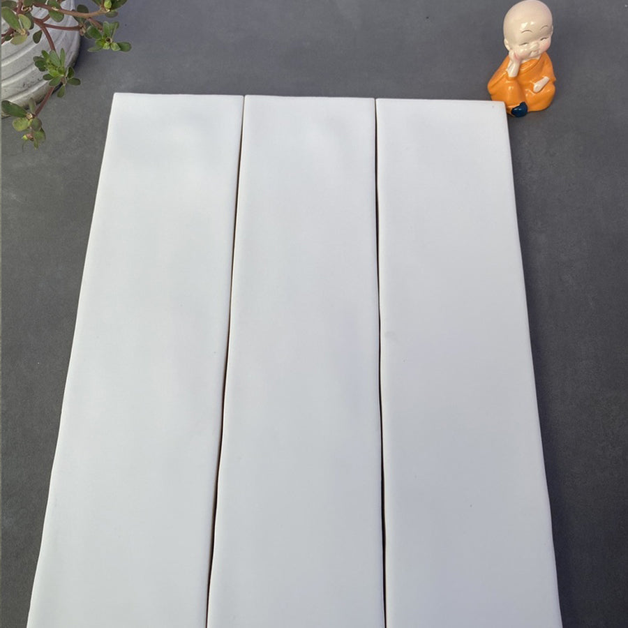 Matte tile with curved surface, size 75x300x44, code SHM75306