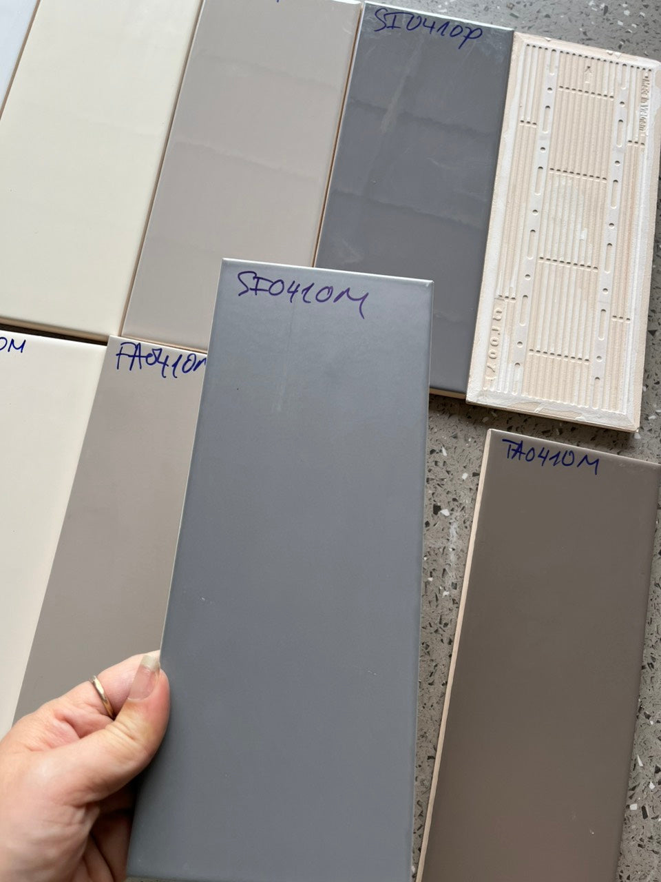 KT 100x250 matte gray flat tile code SI0410M