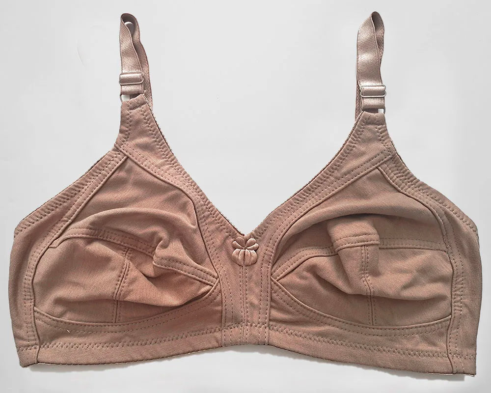 Sexy lace bra without underwire to lift bust for women in large size