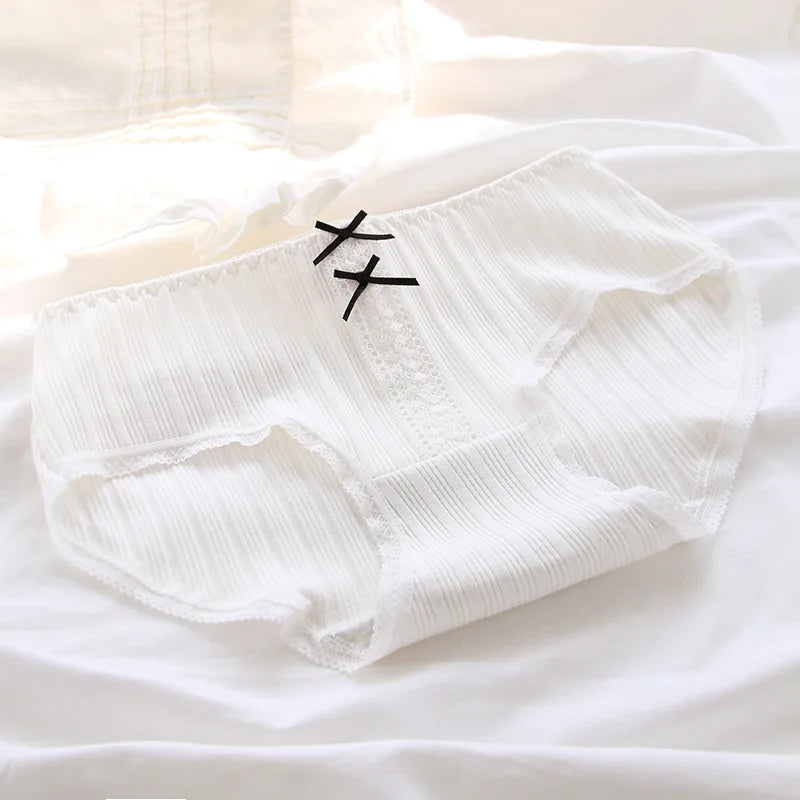 Women's Cotton Panties - White Lace, Seamless, 5 Pieces