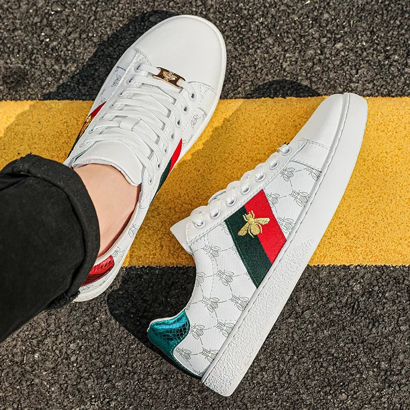 High-end Fashion Men's Embroidered Leather Shoes Sneaker