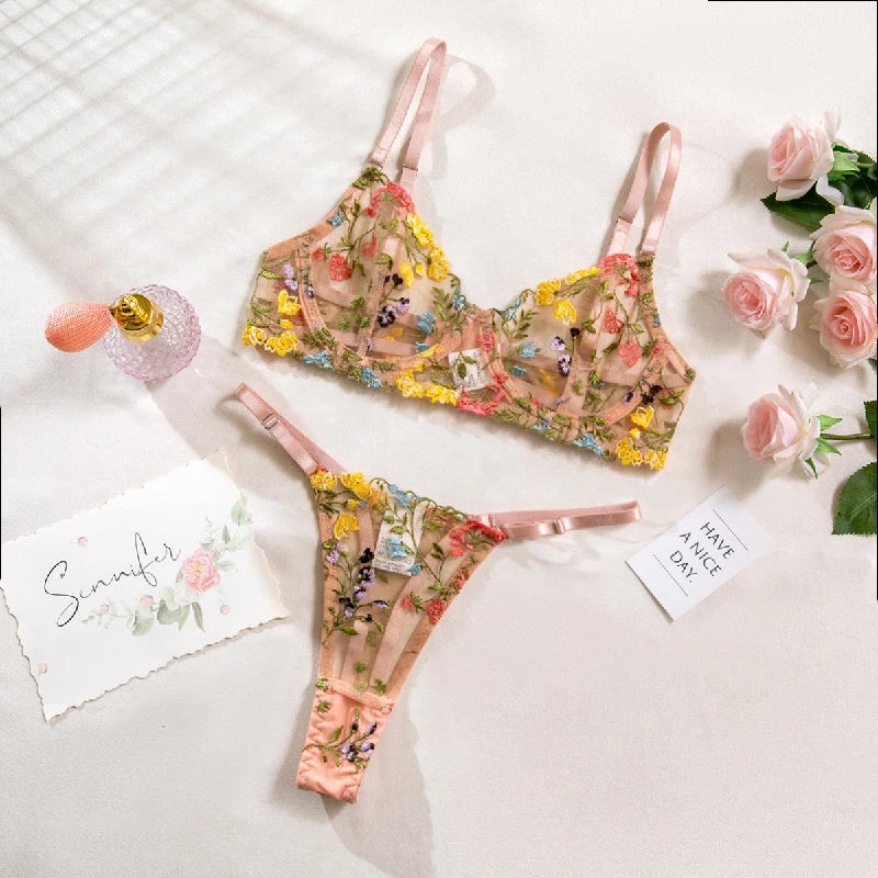 Women's Boho 2-Piece Floral Embroidery Lace Lingerie Set Fashion