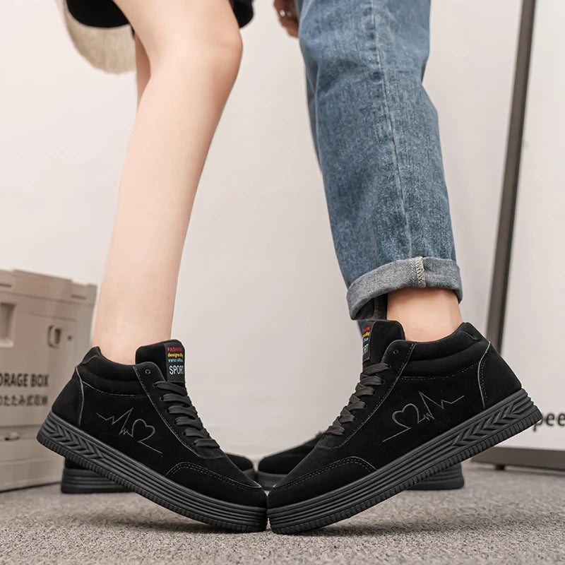 Giày Thêu Tim Đỏ Unisex - Thời Trang Thoáng Khí