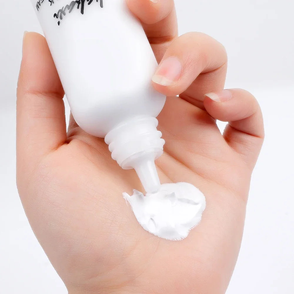 Kem Nền Dê Dưỡng Ẩm Kiềm Dầu Che Khuyết Điểm 50ml