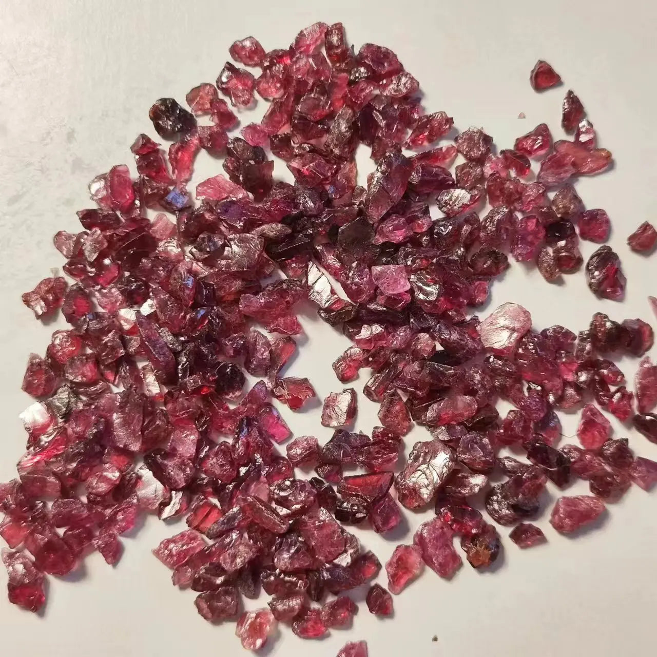 Natural Garnet Rough Stone - Decoration &amp; Energy Therapy
