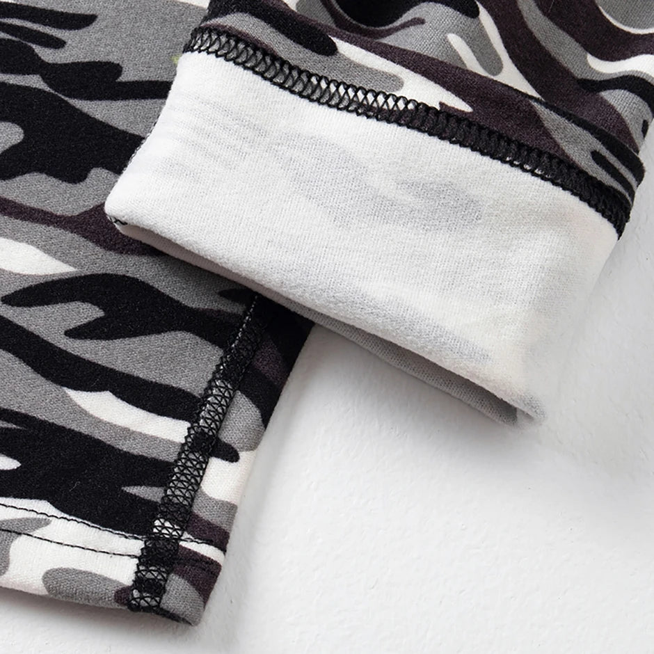 Men's Autumn Winter Camouflage Printed Underwear Set