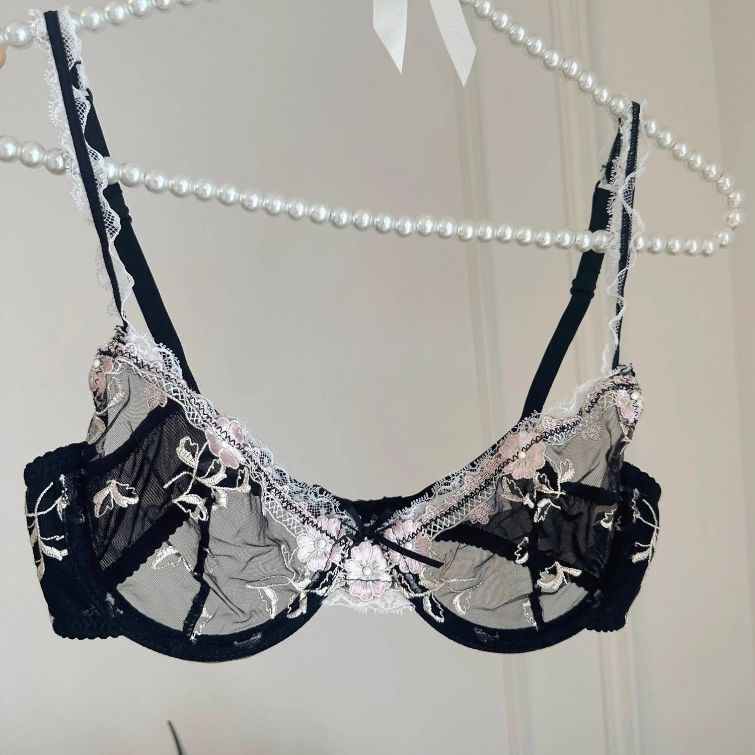 Women's Sexy White French Patterned Sheer Lace Bra