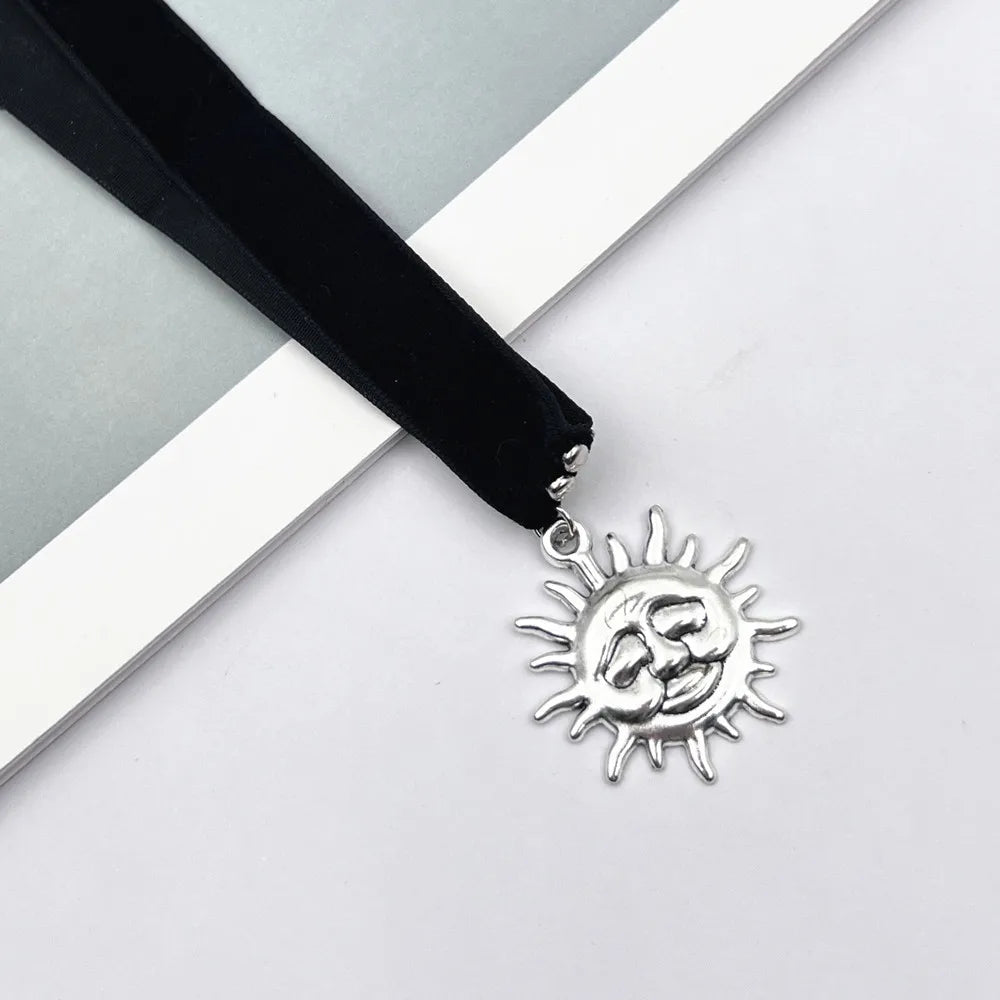 Movie Leon The Professional Cosplay Matilda Necklace Sun Punk Gothic Choker Chain Halloween Prop - Daisan Mart