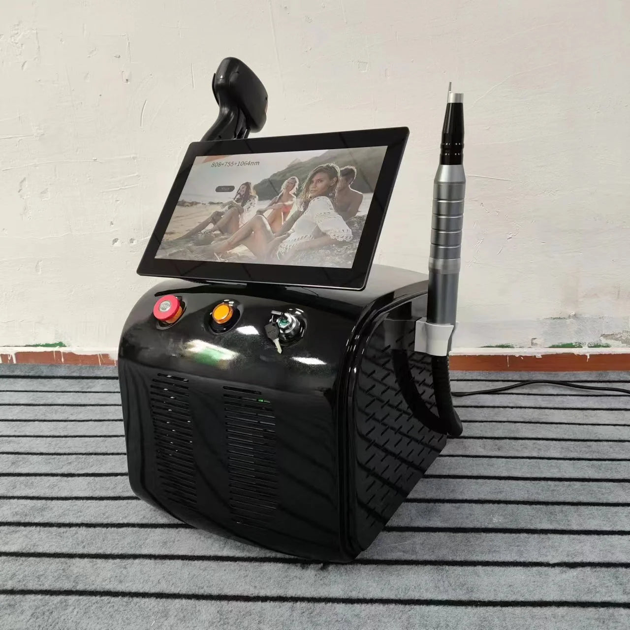 808 Diode Laser Hair Removal Machine 4-Wave Painless Permanent Portable 4000W Device  Soprano Titanium - Daisan Mart