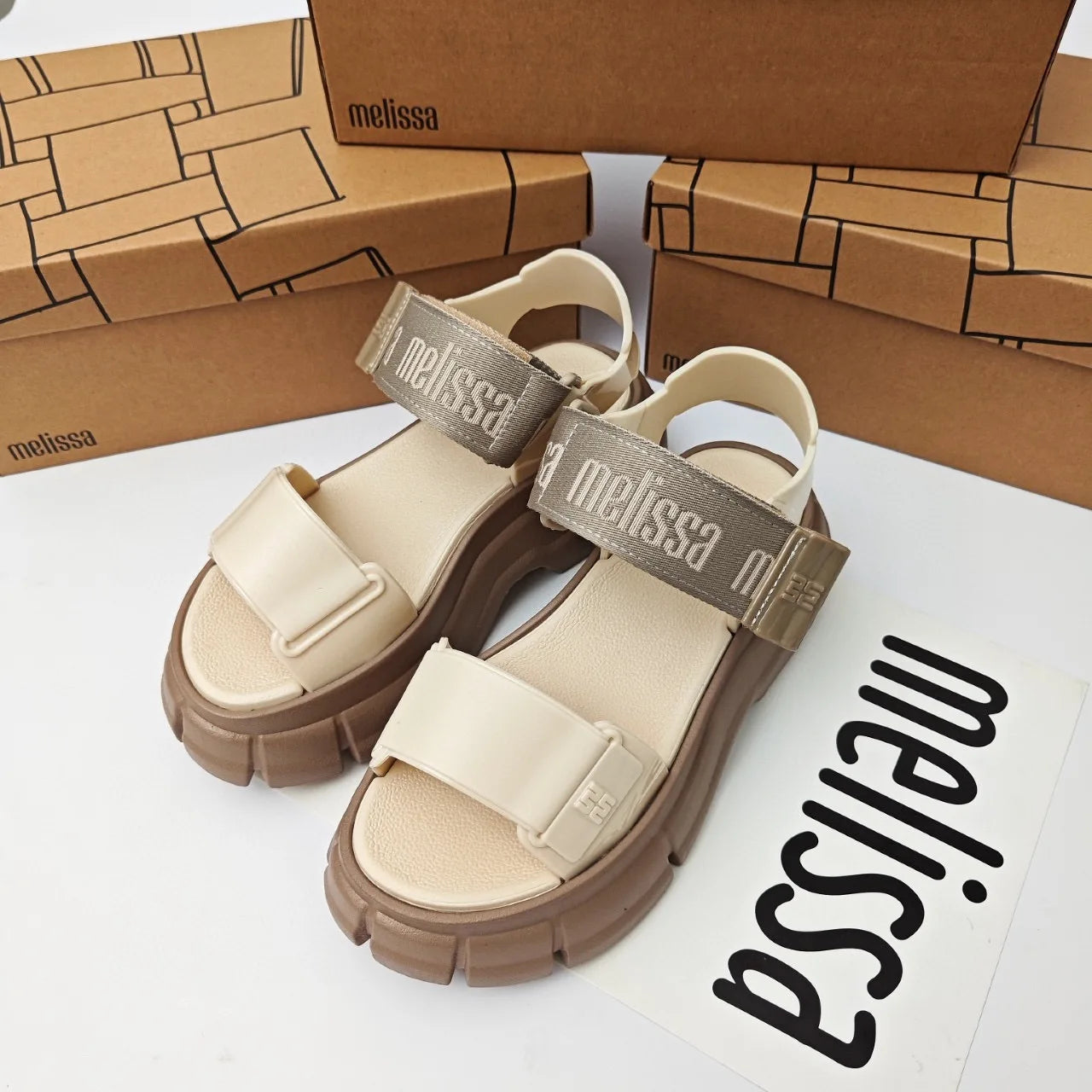 Sandal Nữ Mini Melissa 2025 Sóng Hoa Tim Retro