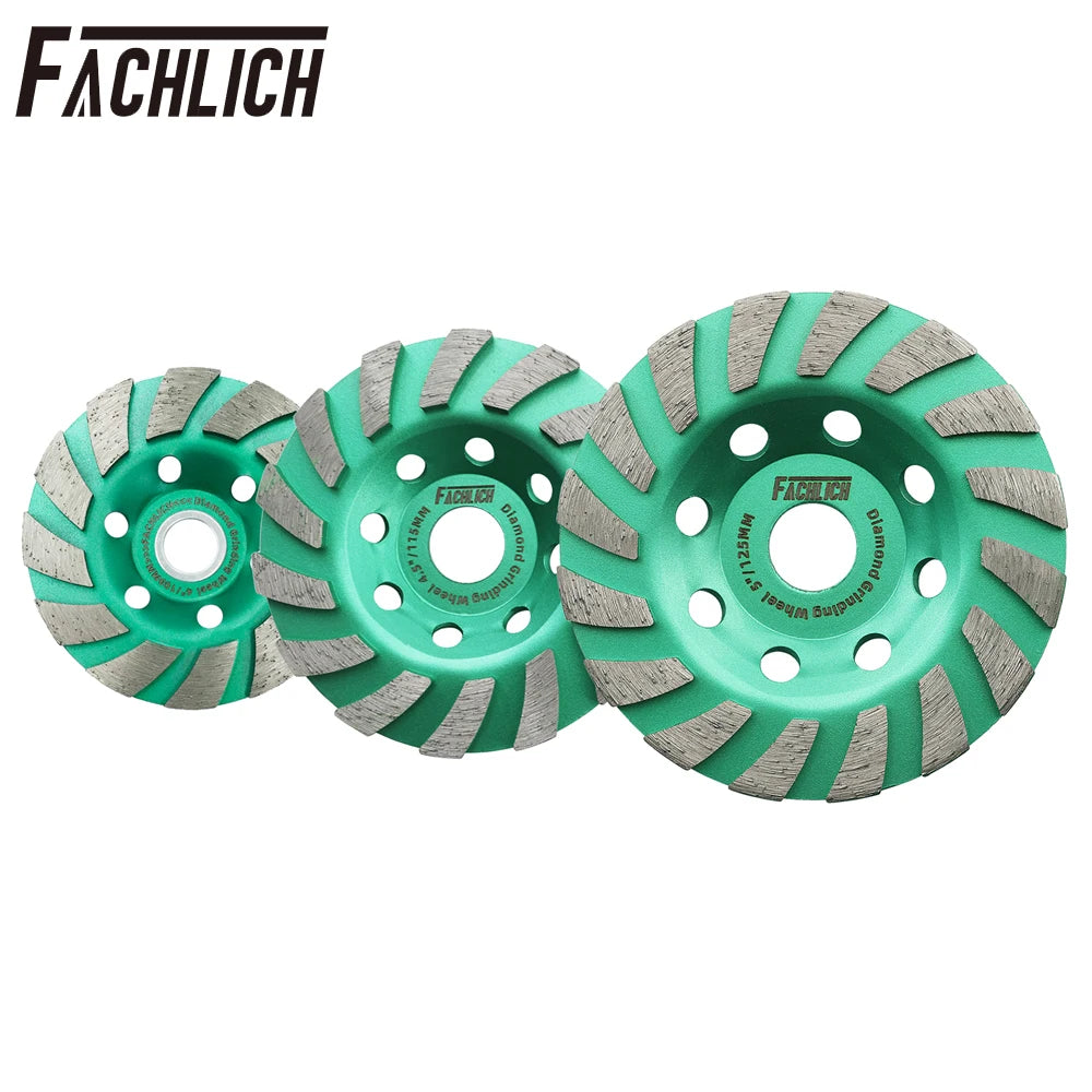 Ba đĩa mài kim cương xanh lục với rãnh xám, kích thước khác nhau, nền trắng.