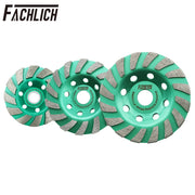 Ba đĩa mài kim cương xanh lục với rãnh xám, kích thước khác nhau, nền trắng.