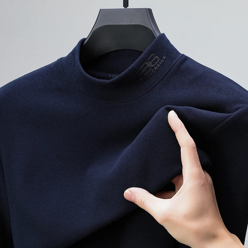 Men's High-Quality Velvet T-Shirt Printed with Warm Letters for Fall and Winter