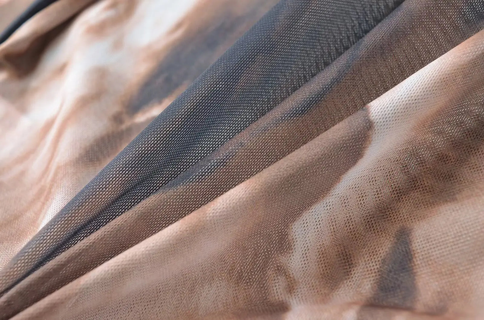 Sexy 2-Color Ombre Mesh Long Sleeve Bodysuit 2025