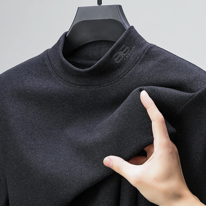 Men's High-Quality Velvet T-Shirt Printed with Warm Letters for Fall and Winter