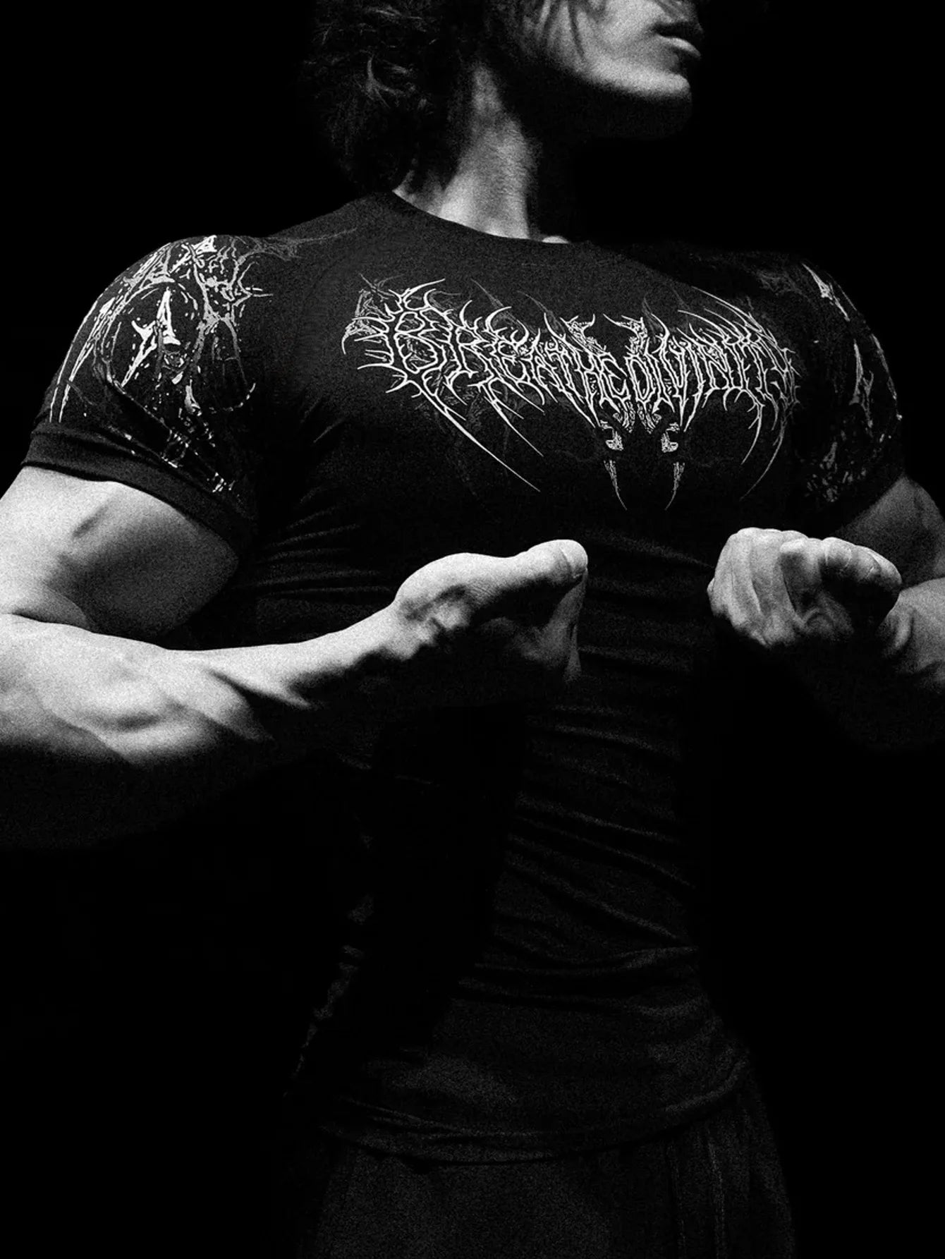 Men's Gym Sports T-Shirt Quick Dry Body-hugging Workout Shirt