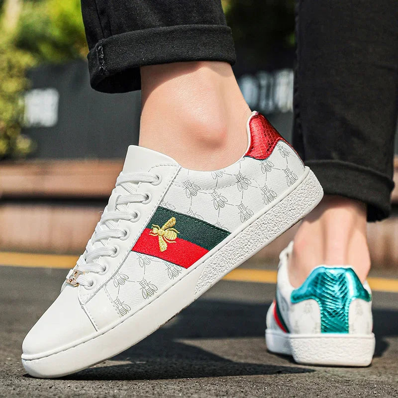 High-end Fashion Men's Embroidered Leather Shoes Sneaker