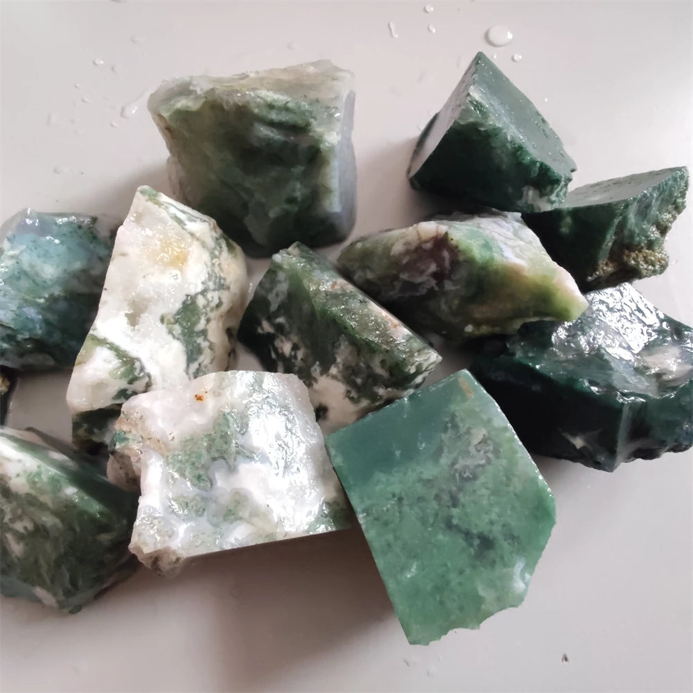 Natural Moss Quartz Stone for Decoration &amp; Healing