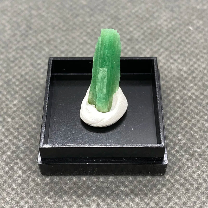 Natural Emerald - Gemstone Collection + Box