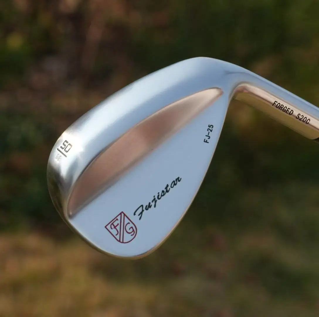 Premium Golf Wedge - Soft Iron Head, Precise Control