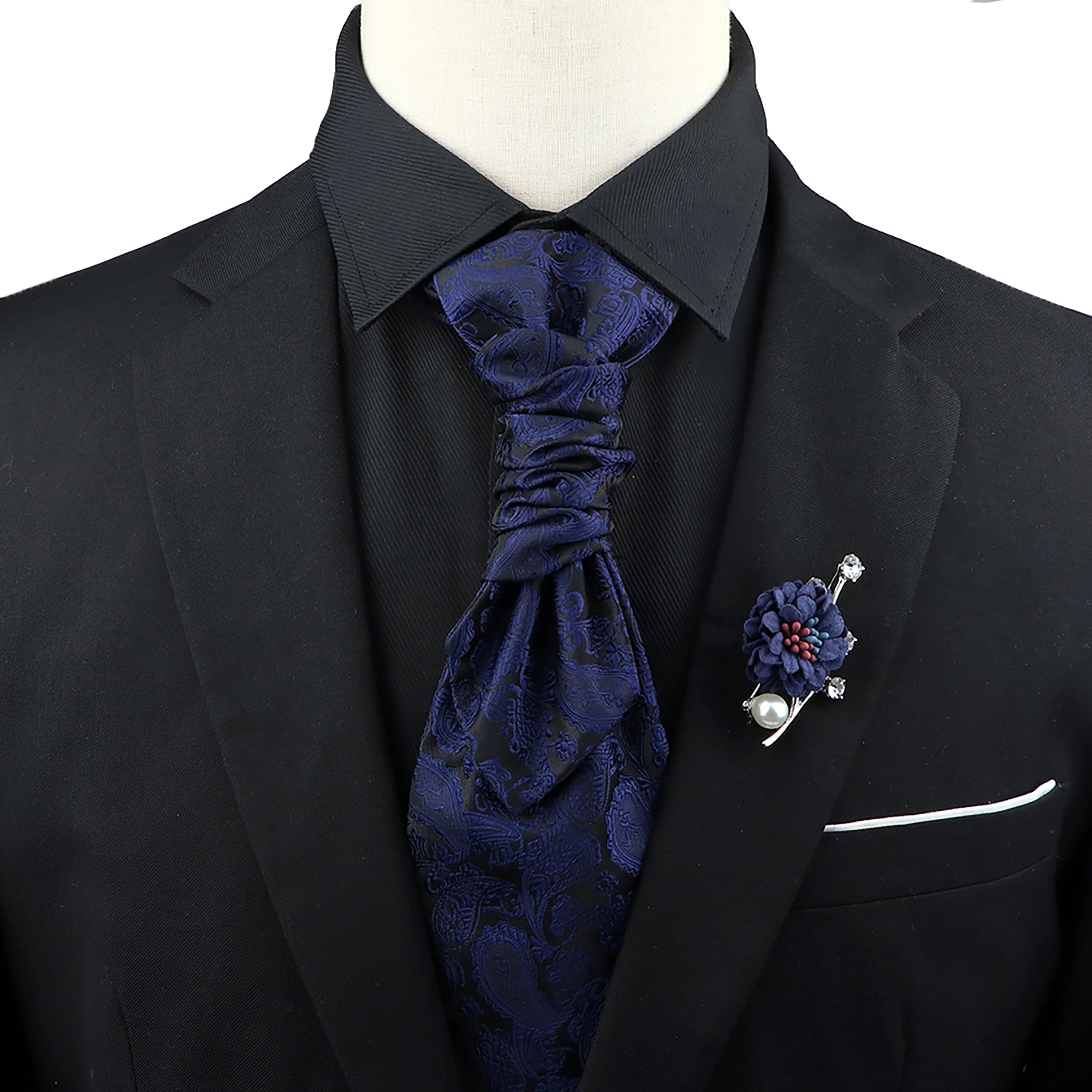 Premium luxury Paisley men's tie &amp; brooch